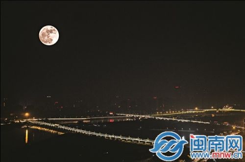 超级月亮和泉州环湾三座桥