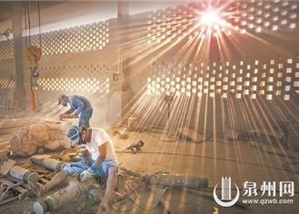 镜头下的“文武泉才”